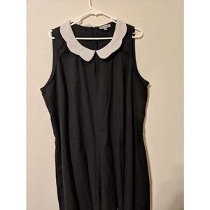 Size 26 sleeveless Peter Pan dress
